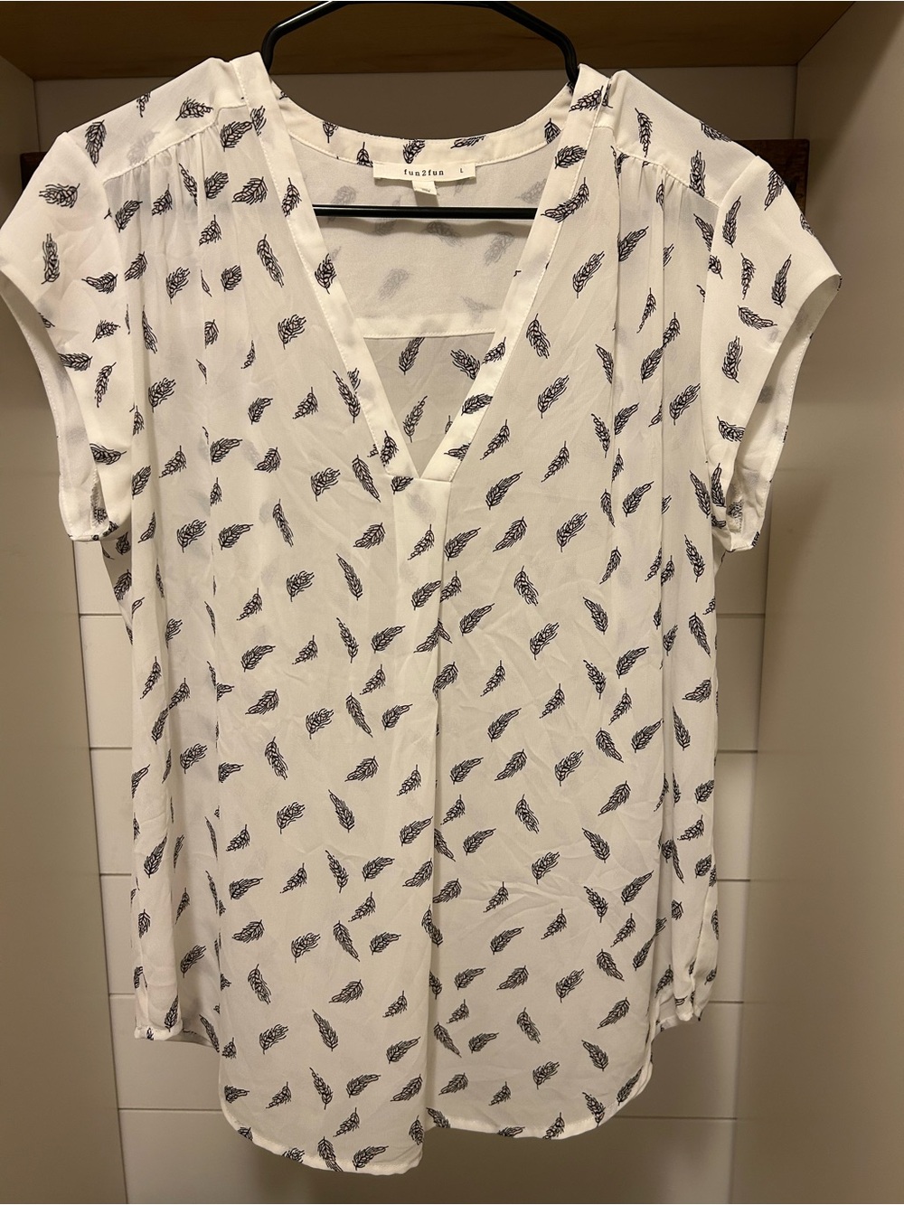 fun 2 fun White V-Neck Blouse with black Feather Print
